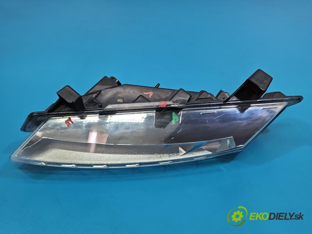 Renault Clio IV 2012-2020 1.2 16V 73 HP manual 54 kW 1149 cm3 5- Svetlo: prevádzky ľavé 266051034R