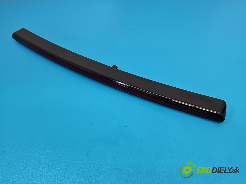 Skoda Octavia IV 2019- 2.0 tdi 116 HP manual 85 kW 1968 cm3 5- světlo: stop: 5E7945097