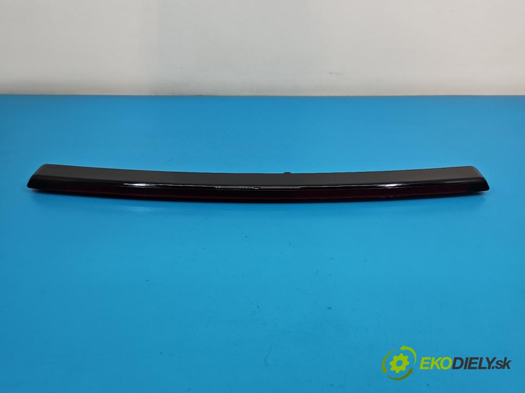 Skoda Octavia IV 2019- 2.0 tdi 116 HP manual 85 kW 1968 cm3 5- světlo: stop: 5E7945097