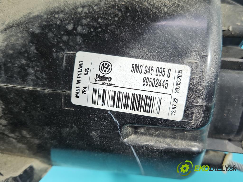 Vw Golf plus 1.4 TSI 122 hp manual 90 kW 1390 cm3 5- světlo zadní levé 5M0945095S (Klika dveří ostatní)