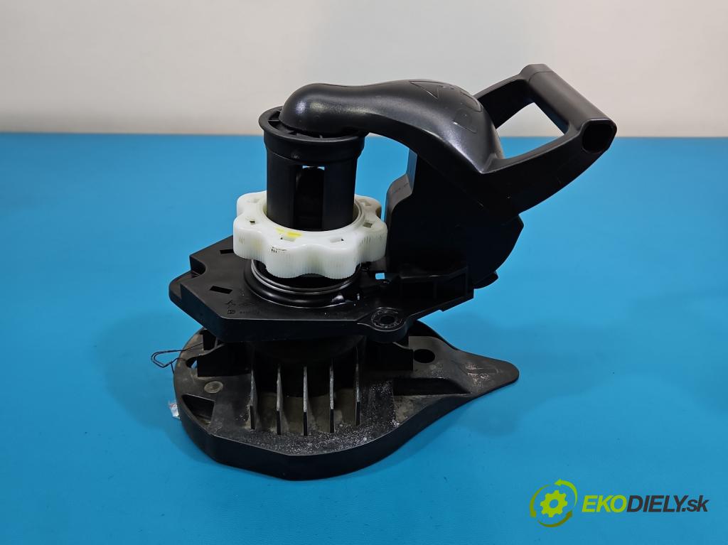 Renault Clio IV 2012-2020 1.2 16V 73 HP manual 54 kW 1149 cm3 5- mechanizmus kolesa ozubeného 8200922466
