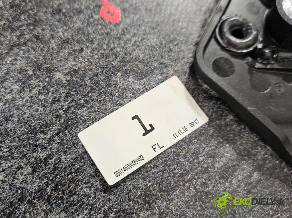 Skoda Octavia III 2013- 1.4 TSI 150 HP manual 110 kW 1395 cm3 5- Čalounictví: dvere predné ľavé