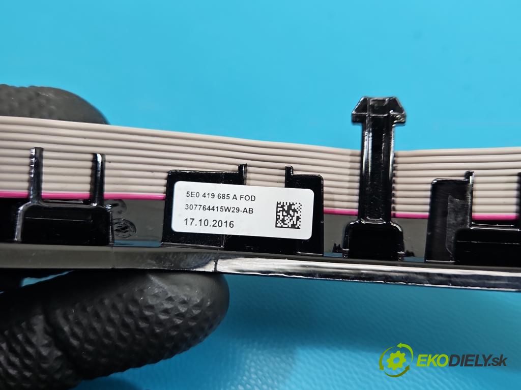Skoda Octavia III 2013- 1.4 TSI 150 hp manual 110 kW 1395 cm3 5- Přepínač multifunkční: řízení: 5E0419685A (Páčky pod volantem)