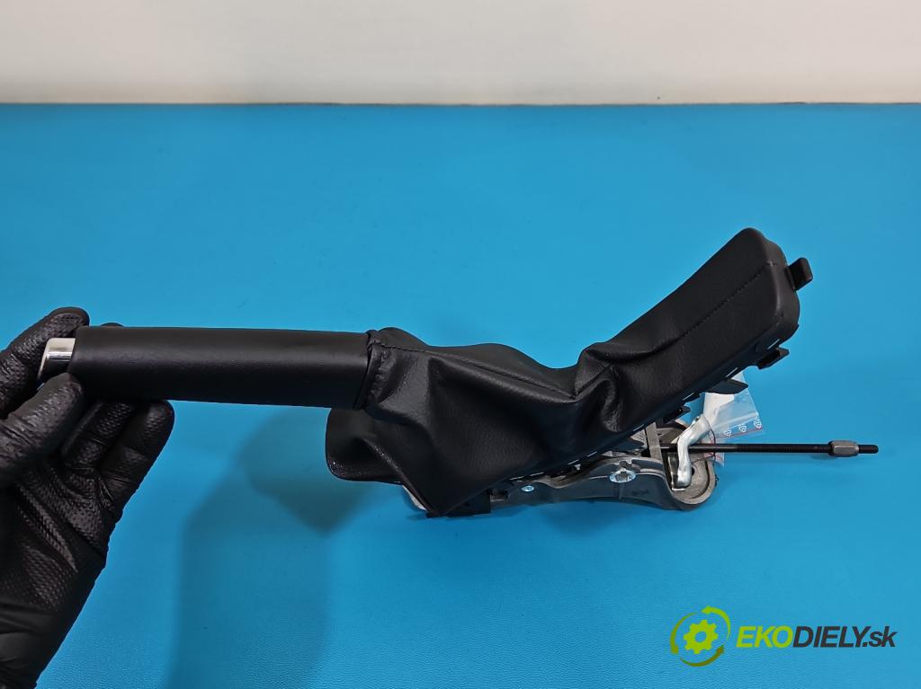 Skoda Octavia III 2013- 1.4 TSI 150 HP manual 110 kW 1395 cm3 5- Páka: brzda: ručný 5E0711301D