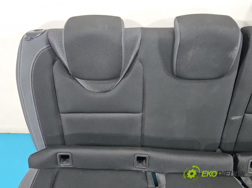 Renault Clio IV 2012-2020 1.2 16V 73 HP manual 54 kW 1149 cm3 5- Pohovka: zadné (Sedadlo)