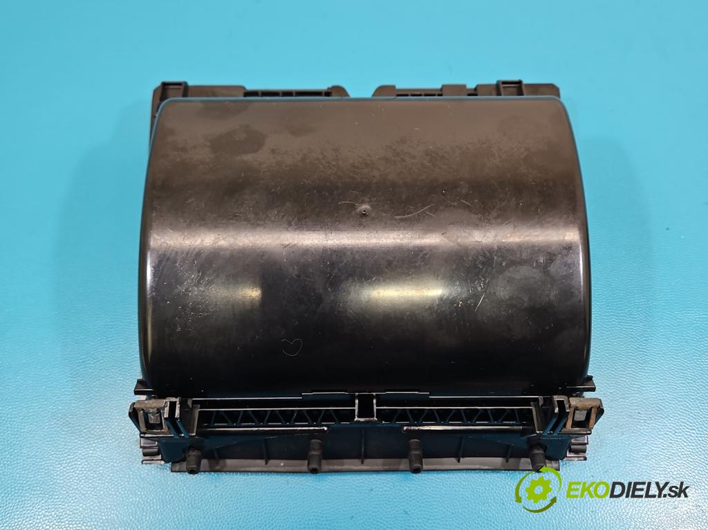 Skoda Octavia III 2013- 1.4 TSI 150 hp manual 110 kW 1395 cm3 5- lišta ozdobná interiéry: 5E1863212A