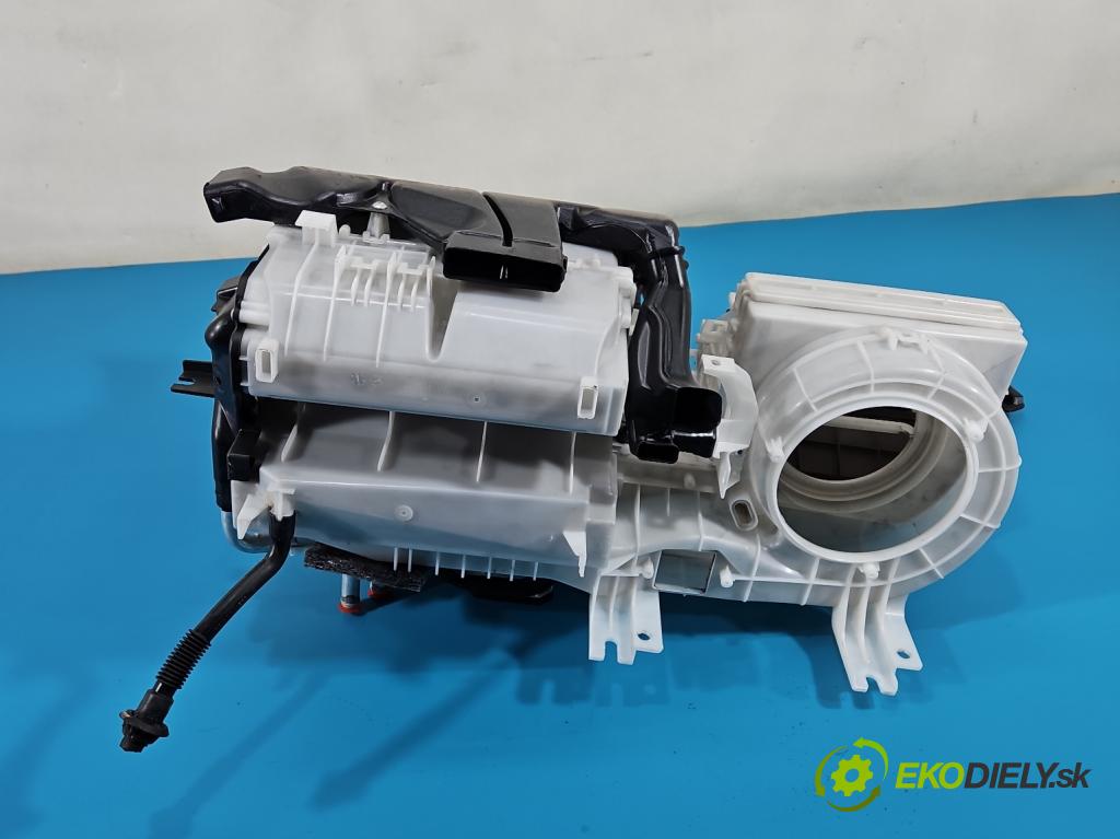 Mitsubishi Eclipse Cross  1.5 T 163 HP manual 120 kW 1499 cm3 5- radiator 7800A518 (Radiátor kúrenia)