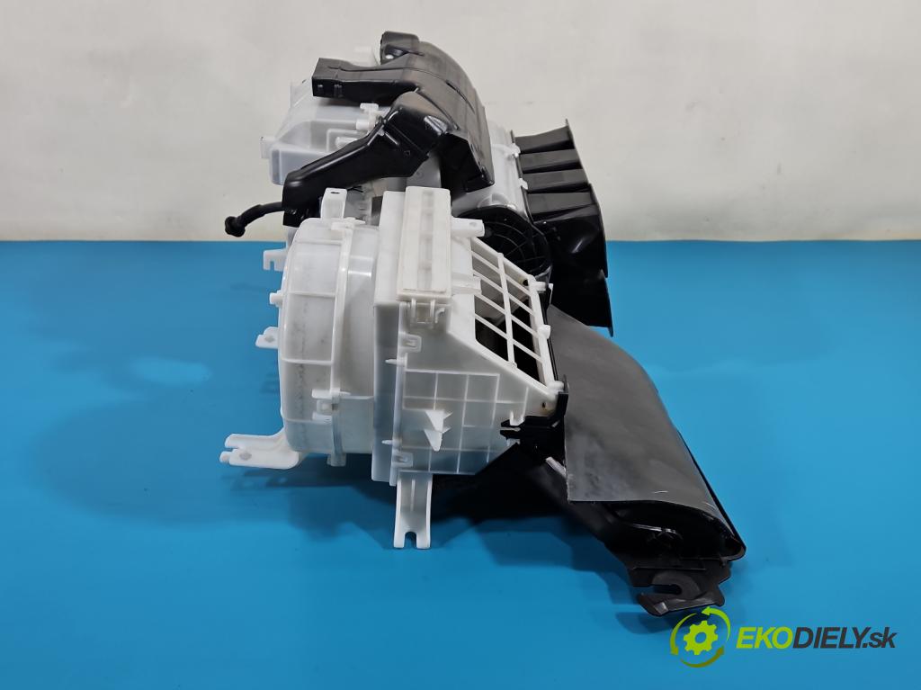 Mitsubishi Eclipse Cross  1.5 T 163 HP manual 120 kW 1499 cm3 5- radiator 7800A518 (Radiátor kúrenia)