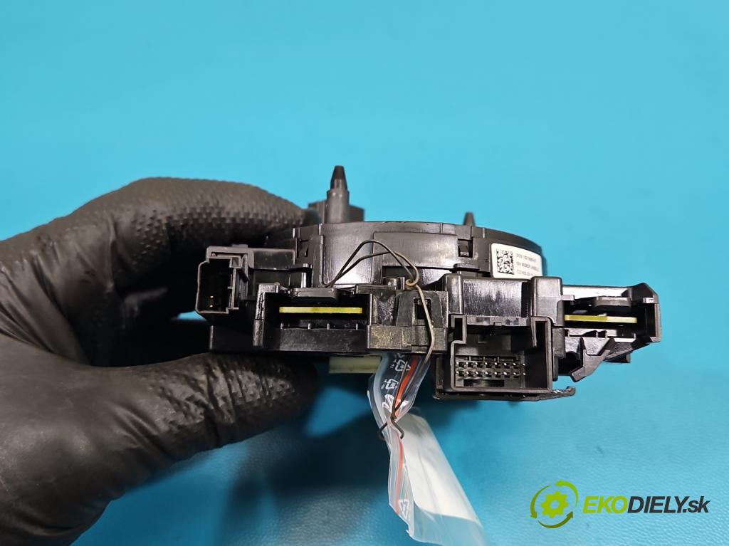 Skoda Octavia III 2013- 1.4 TSI 150 HP manual 110 kW 1395 cm3 5- Páska: airbag 5Q0953549F (Airbag)