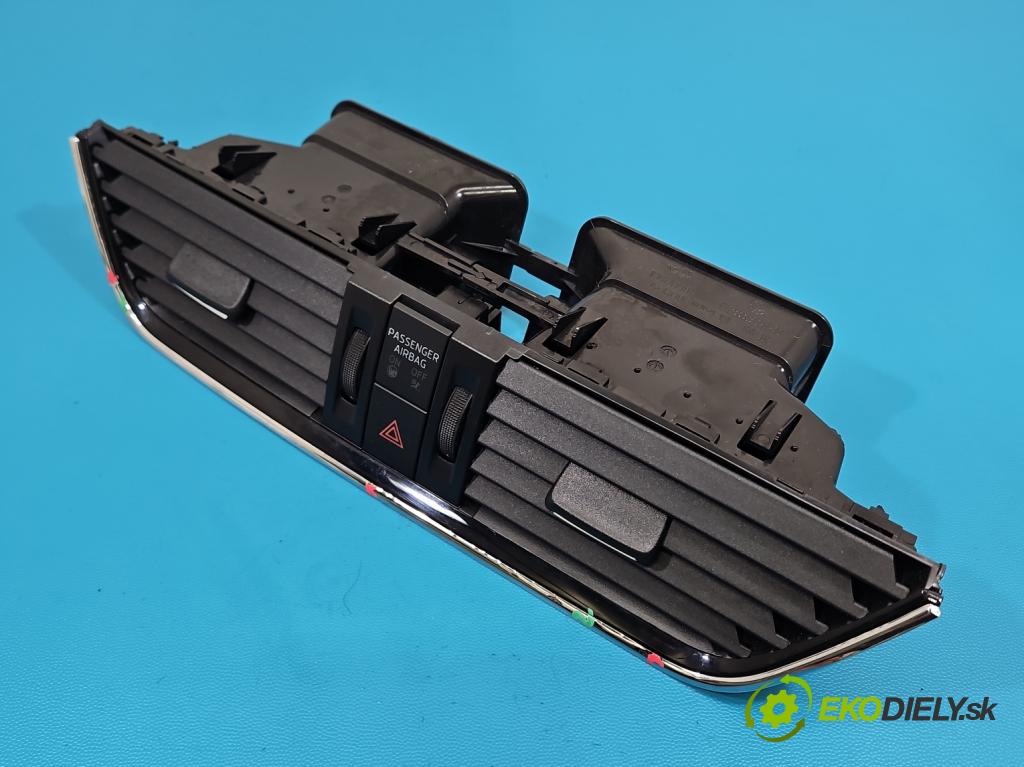 Skoda Octavia III 2013- 1.4 TSI 150 HP manual 110 kW 1395 cm3 5- Mřížka: kúrenia stredová 5E0820951A (Mriežka kúrenia (fukár))