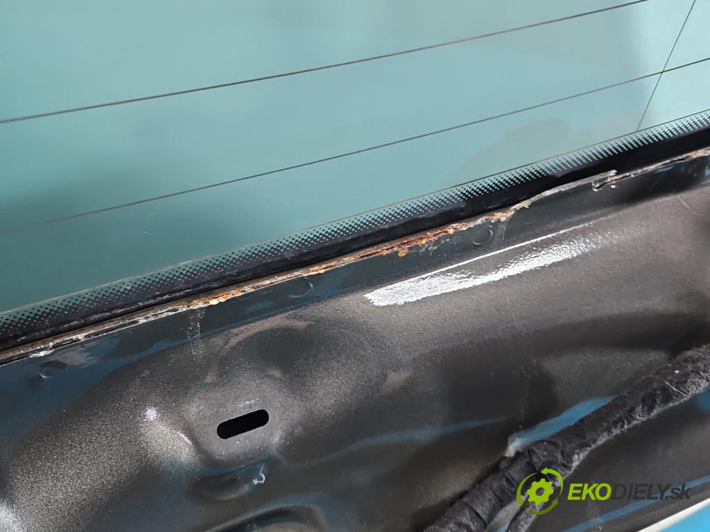 Seat Leon III 2012-2020 2.0 tdi 150 HP manual 110 kW 1968 cm3 5- zadna kufor  (Kapota zadná (kufor))