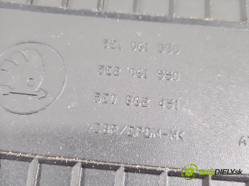 Skoda Octavia III 2013- 1.4 TSI 150 HP manual 110 kW 1395 cm3 5- Koberce: 5E1061550