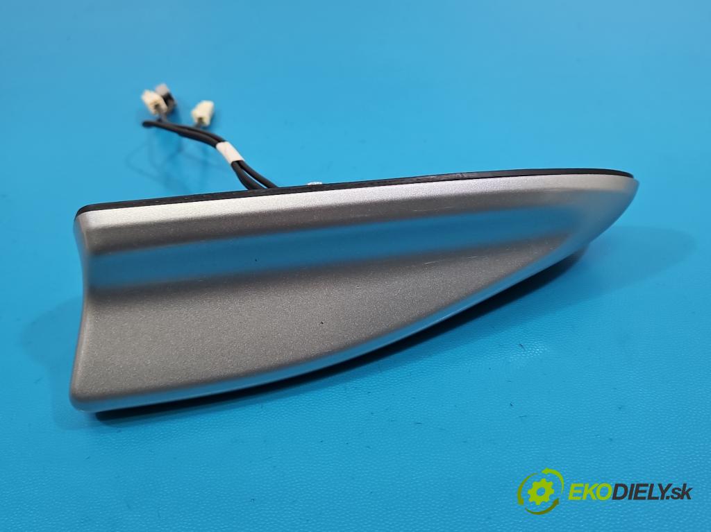 Mitsubishi Eclipse Cross  1.5 T 163 HP manual 120 kW 1499 cm3 5- Antena