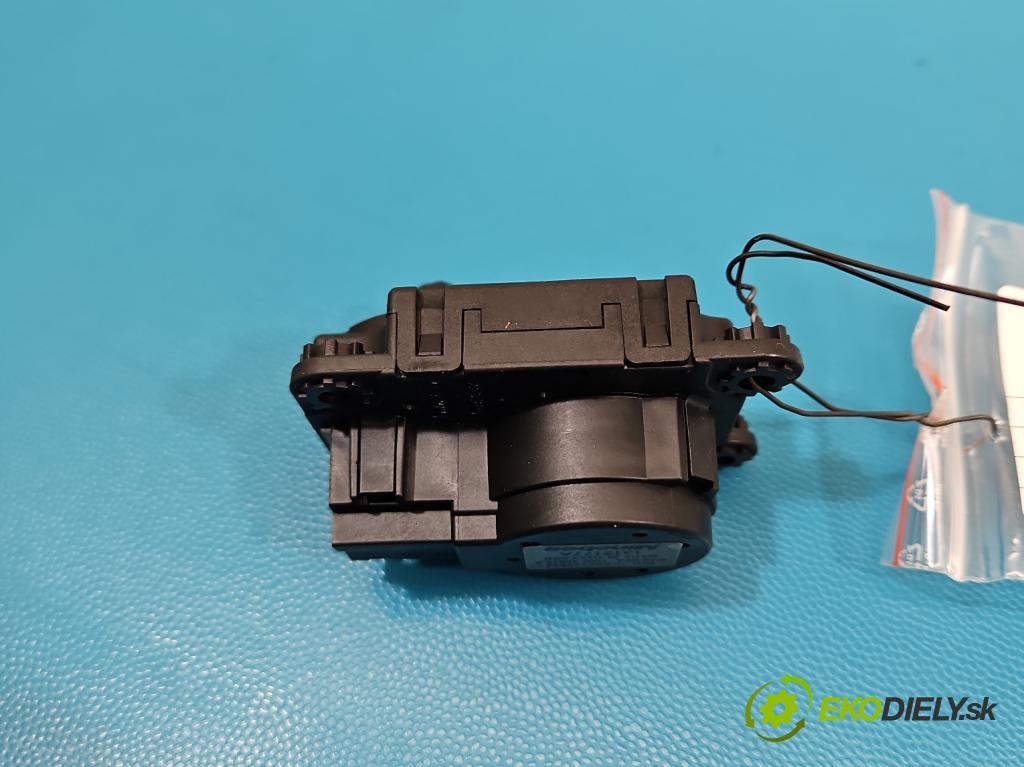 Mitsubishi Eclipse Cross  1.5 T 163 HP manual 120 kW 1499 cm3 5- motor: kúrenia 1312177A