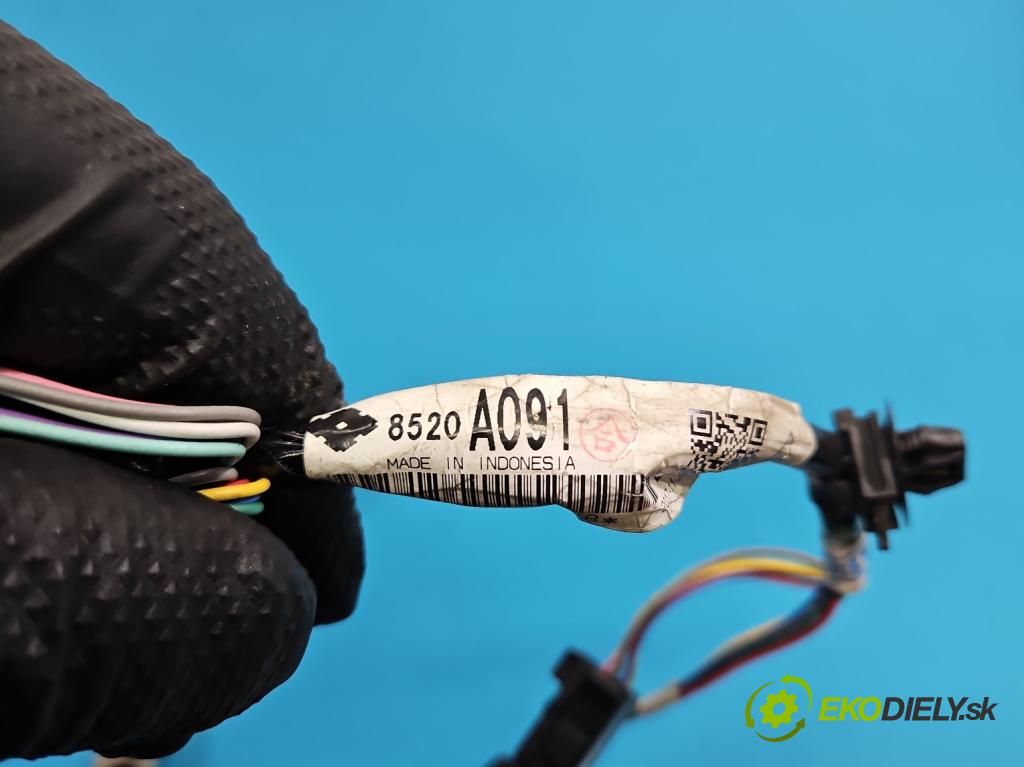 Mitsubishi Eclipse Cross  1.5 T 163 HP manual 120 kW 1499 cm3 5- Zväzok: ostatné 8520A091