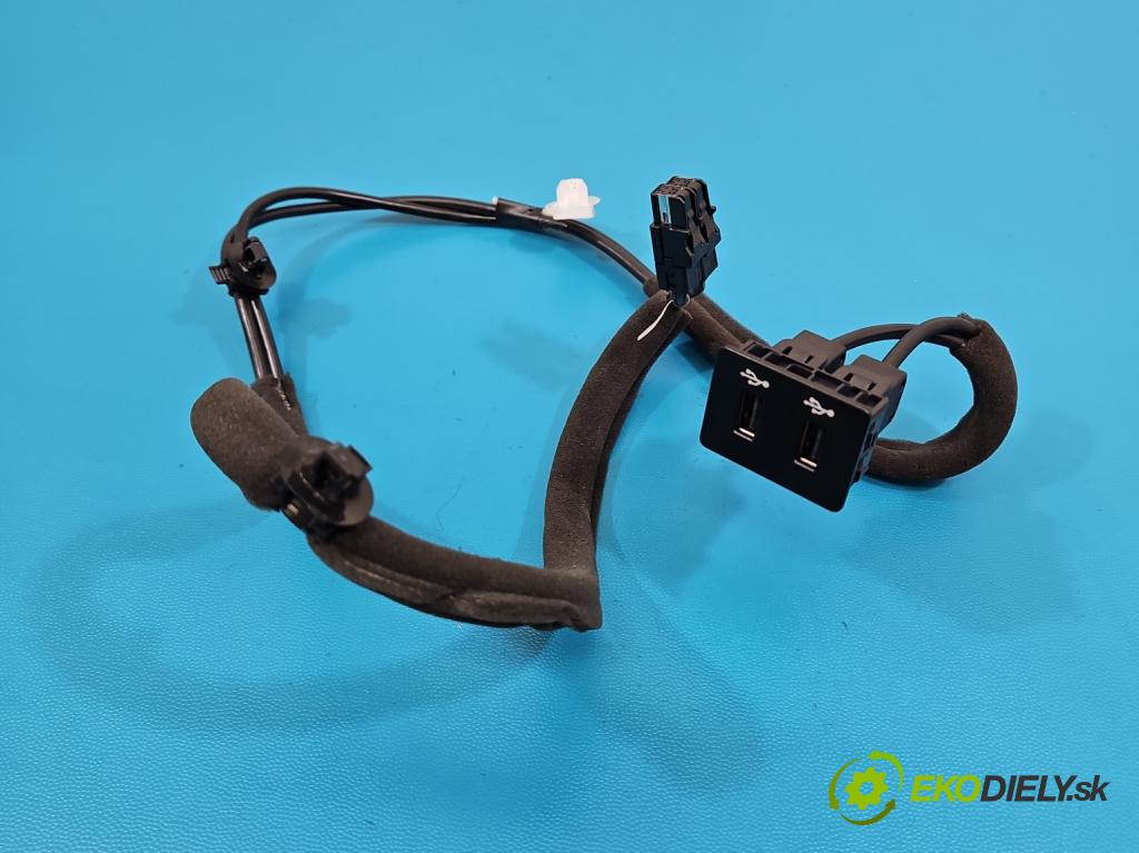 Mitsubishi Eclipse Cross  1.5 T 163 HP manual 120 kW 1499 cm3 5- zásuvka USB 2288867-1