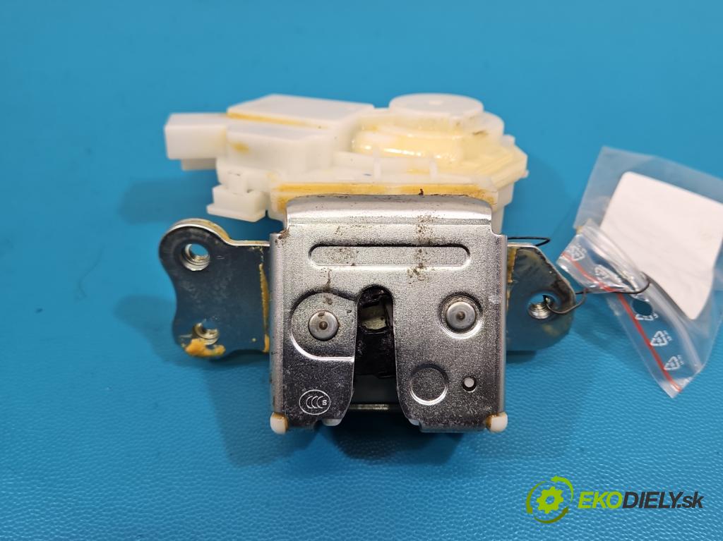 Mitsubishi Eclipse Cross  1.5 T 163 hp manual 120 kW 1499 cm3 5- zámek kufrových dveří zadní