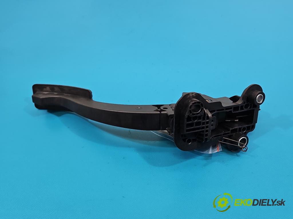 Mitsubishi Eclipse Cross  1.5 T 163 HP manual 120 kW 1499 cm3 5- pedal plyn potenciometr: 20615826224