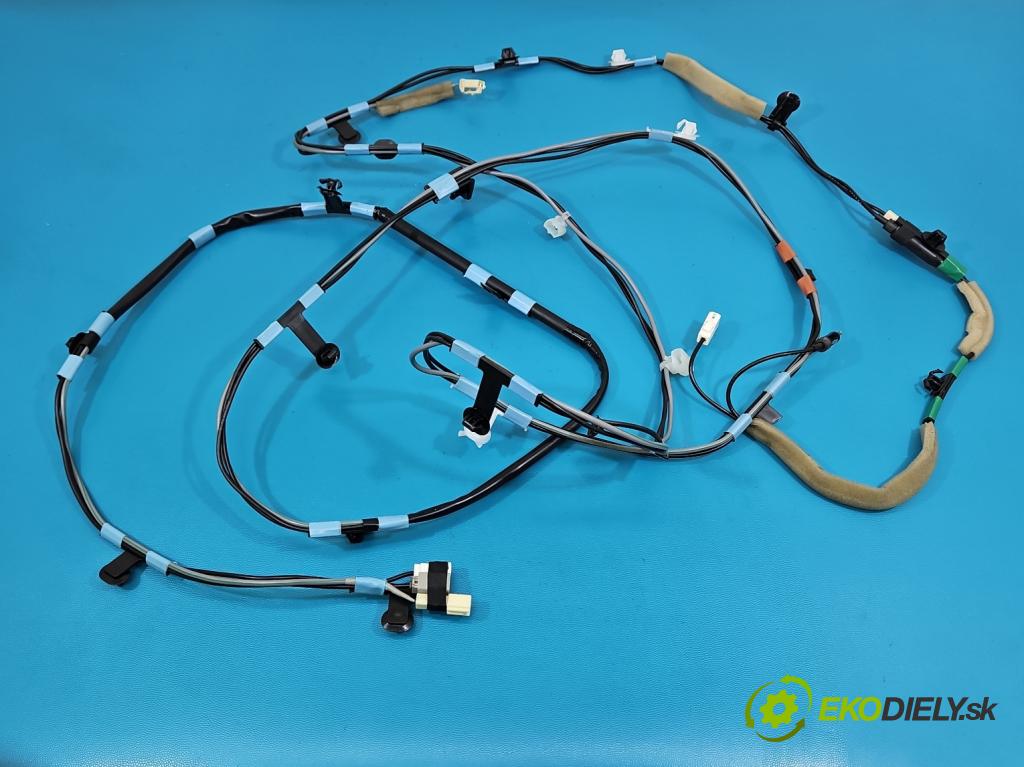 Mitsubishi Eclipse Cross  1.5 T 163 HP manual 120 kW 1499 cm3 5- Zväzok: ostatné 7B2918