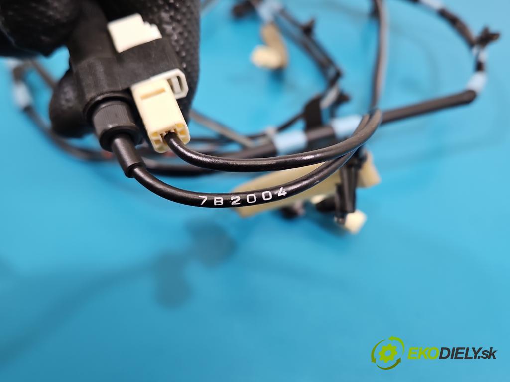 Mitsubishi Eclipse Cross  1.5 T 163 HP manual 120 kW 1499 cm3 5- Zväzok: ostatné 7B2918