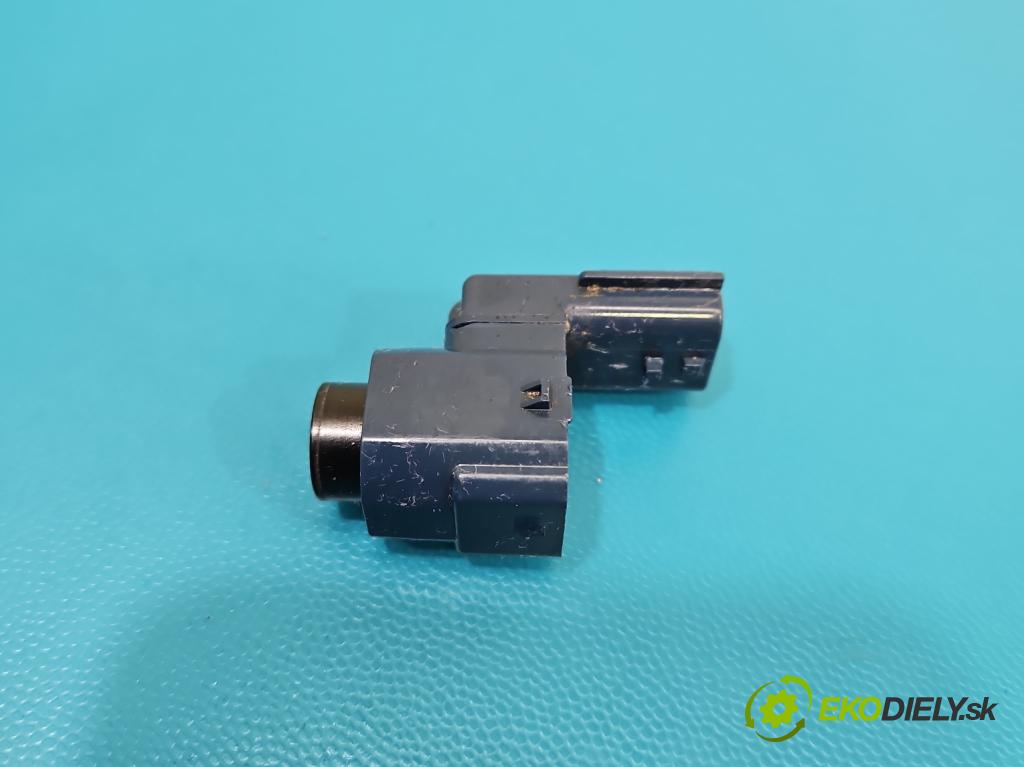 Mitsubishi Eclipse Cross  1.5 T 163 HP manual 120 kW 1499 cm3 5- snímač parkovaní: 990C75