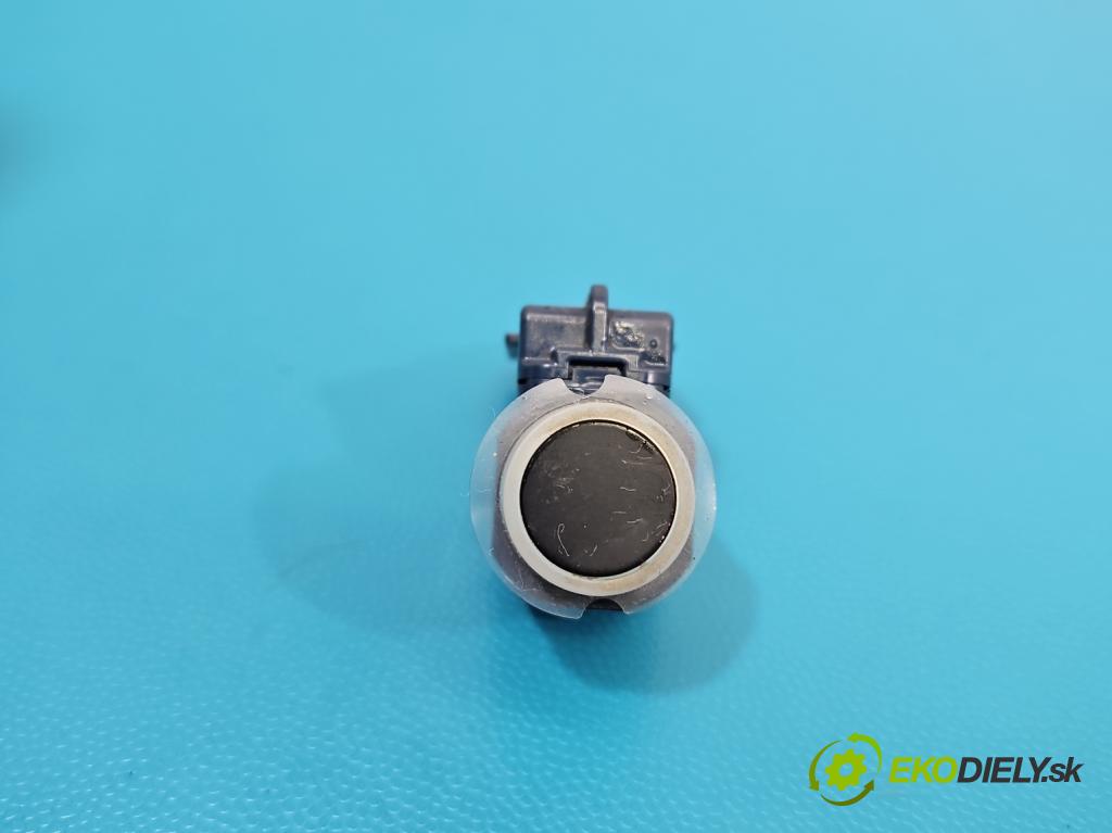 Mitsubishi Eclipse Cross  1.5 T 163 hp manual 120 kW 1499 cm3 5- snímač parkování 990C75