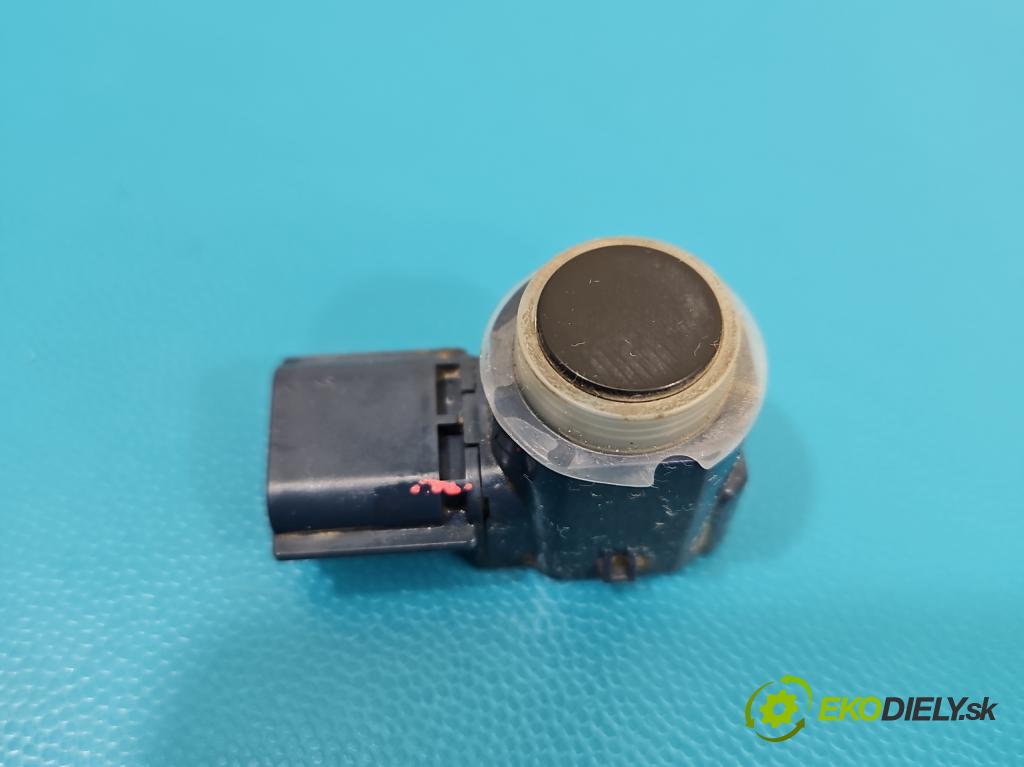 Mitsubishi Eclipse Cross  1.5 T 163 HP manual 120 kW 1499 cm3 5- snímač parkovaní: 990C61