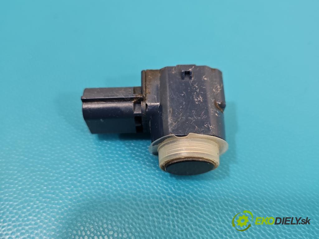 Mitsubishi Eclipse Cross  1.5 T 163 HP manual 120 kW 1499 cm3 5- snímač parkovaní: 990C61