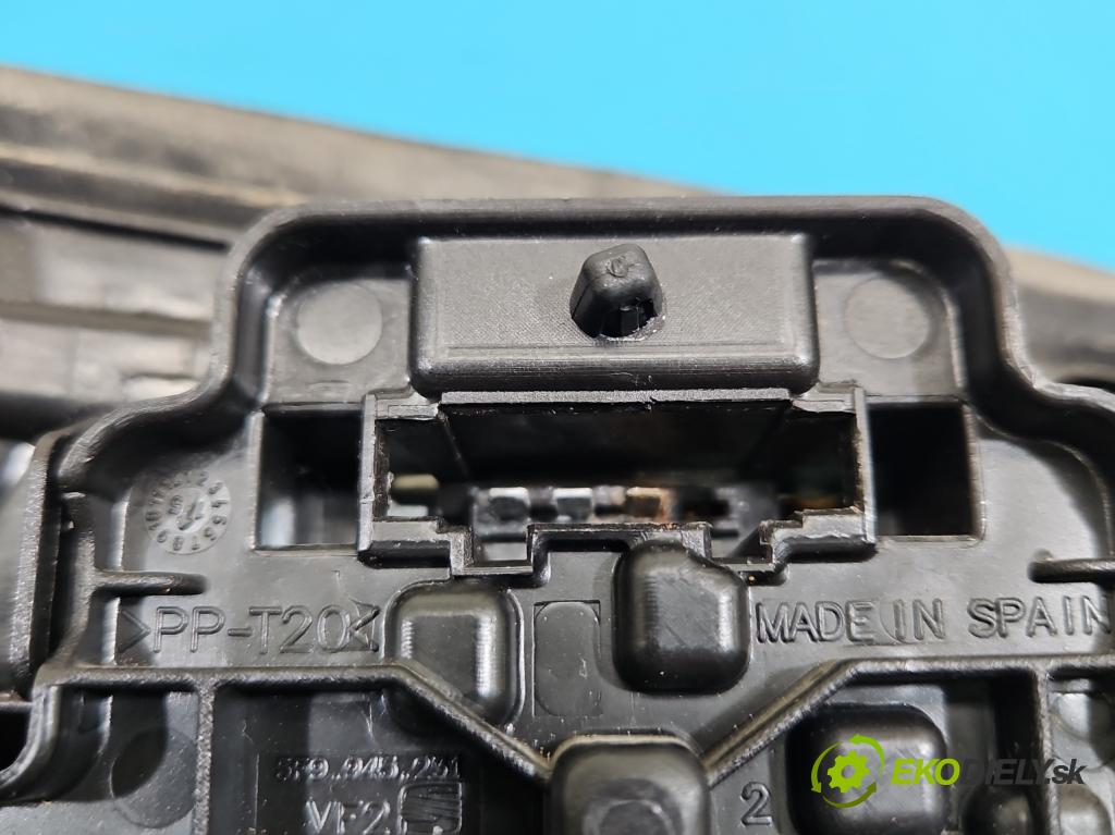 Seat Leon III 2012-2020 2.0 tdi 150 HP manual 110 kW 1968 cm3 5- svetlo / reflektor zadné pravé  (Kľučka dverí ostatné)