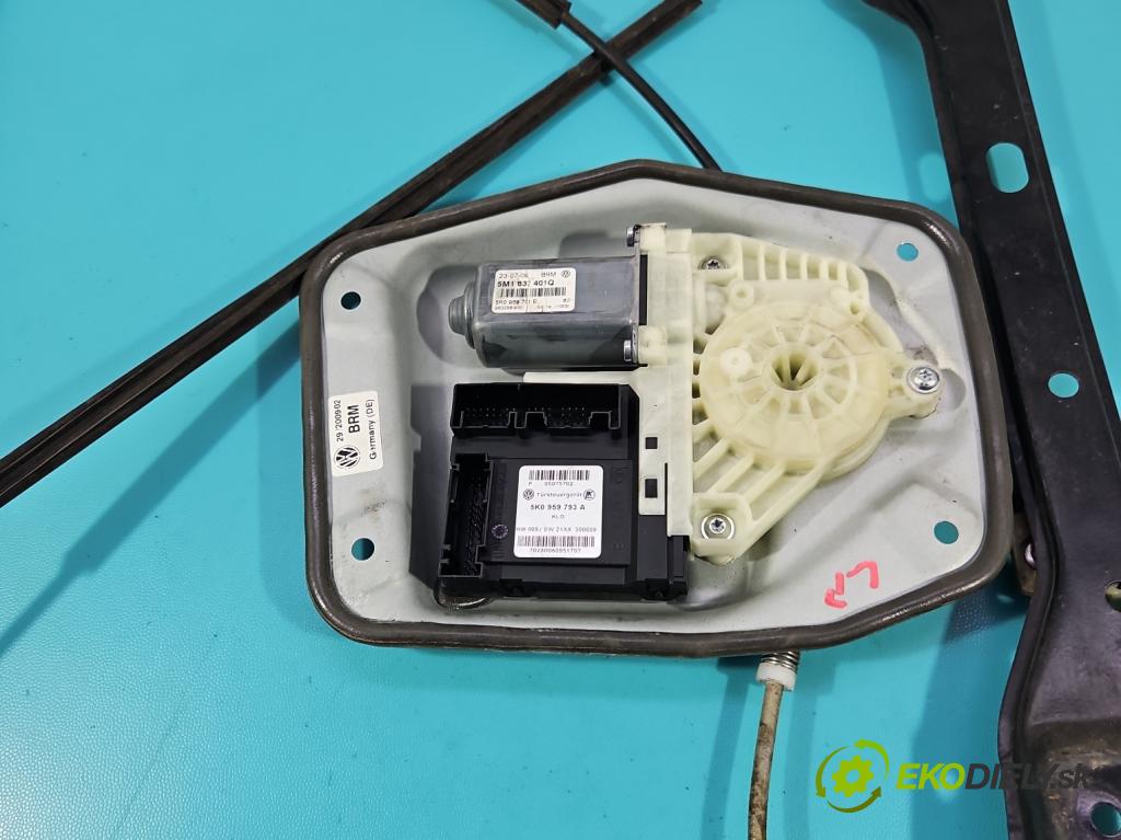 Vw Golf plus 1.4 TSI 122 hp manual 90 kW 1390 cm3 5- mechanismus stahování přední levý 5K0959793A