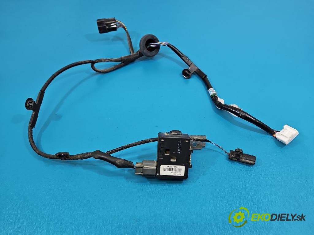 Mitsubishi Eclipse Cross  1.5 T 163 hp manual 120 kW 1499 cm3 5- Balíček: G8D-640M-BUZ