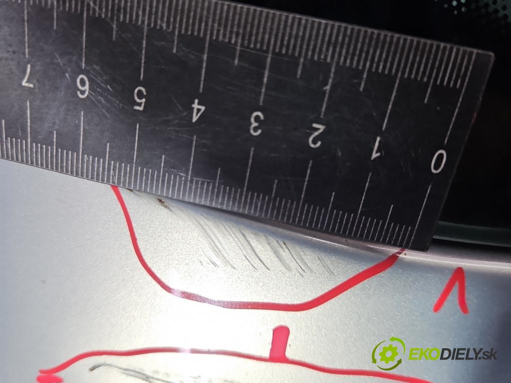 Vw Golf plus 1.4 TSI 122 HP manual 90 kW 1390 cm3 5- zadna kufor  (Kapota zadná (kufor))