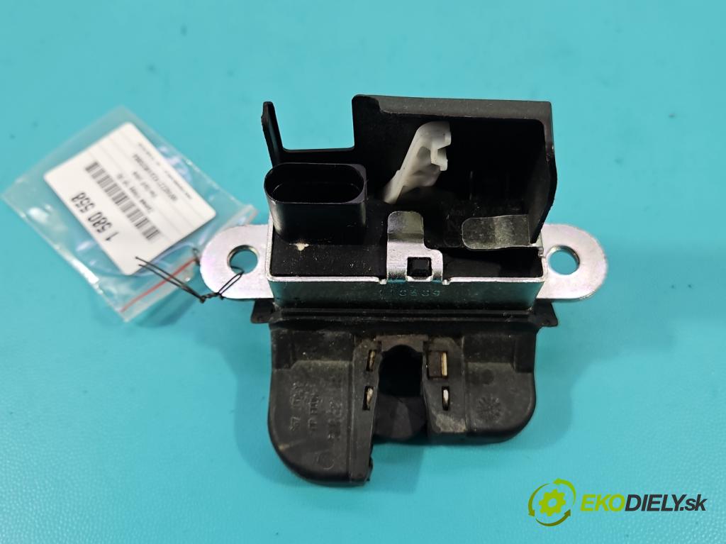 Vw Golf plus 1.4 TSI 122 hp manual 90 kW 1390 cm3 5- zámek kufrových dveří zadní