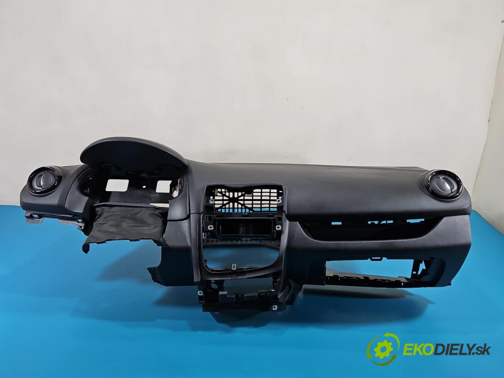 Renault Clio IV 2012-2020 1.2 16V 73 hp manual 54 kW 1149 cm3 5- kokpit,přistrojova deska