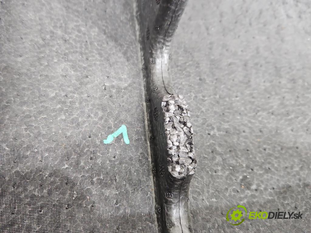 Vw Tiguan I 2007-2016 1.4 TSI 150 HP manual 110 kW 1390 cm3 5- Příspěvek: Polystyren: kufra: 5N0858857B