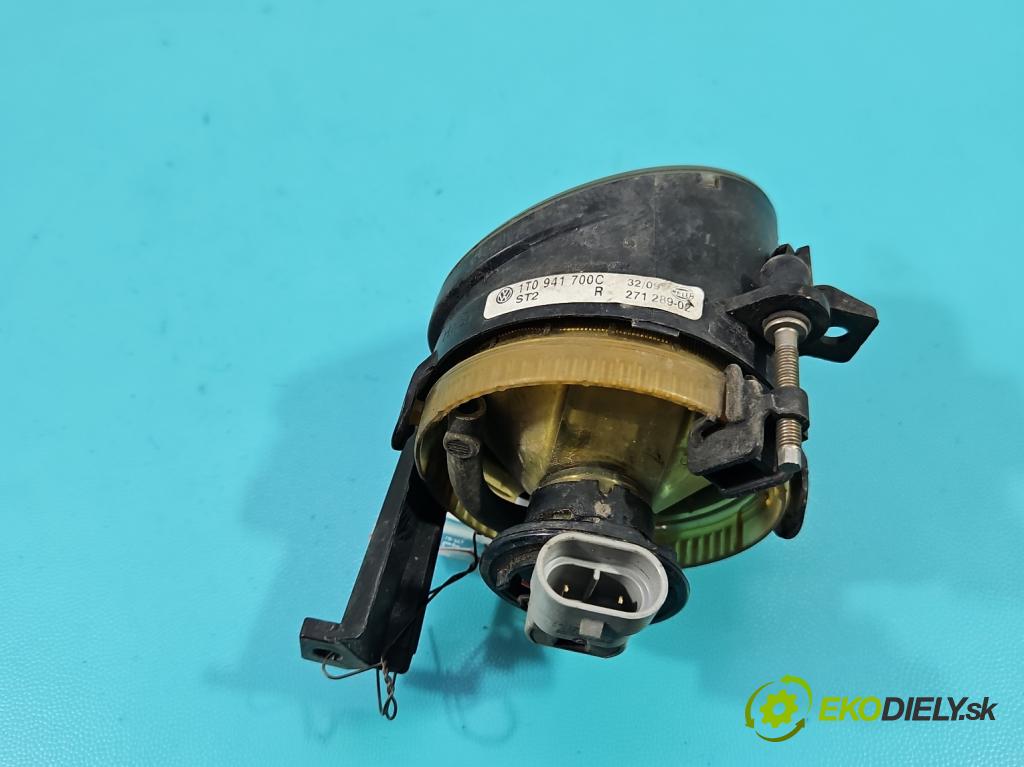 Vw Tiguan I 2007-2016 1.4 TSI 150 HP manual 110 kW 1390 cm3 5- Halogen pravý 1T0941700C (Kľučka dverí ostatné)