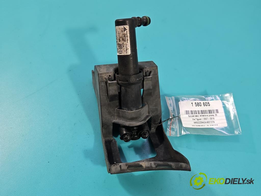 Vw Tiguan I 2007-2016 1.4 TSI 150 HP manual 110 kW 1390 cm3 5- ostrekovač reflektor: pravý 5N0955978