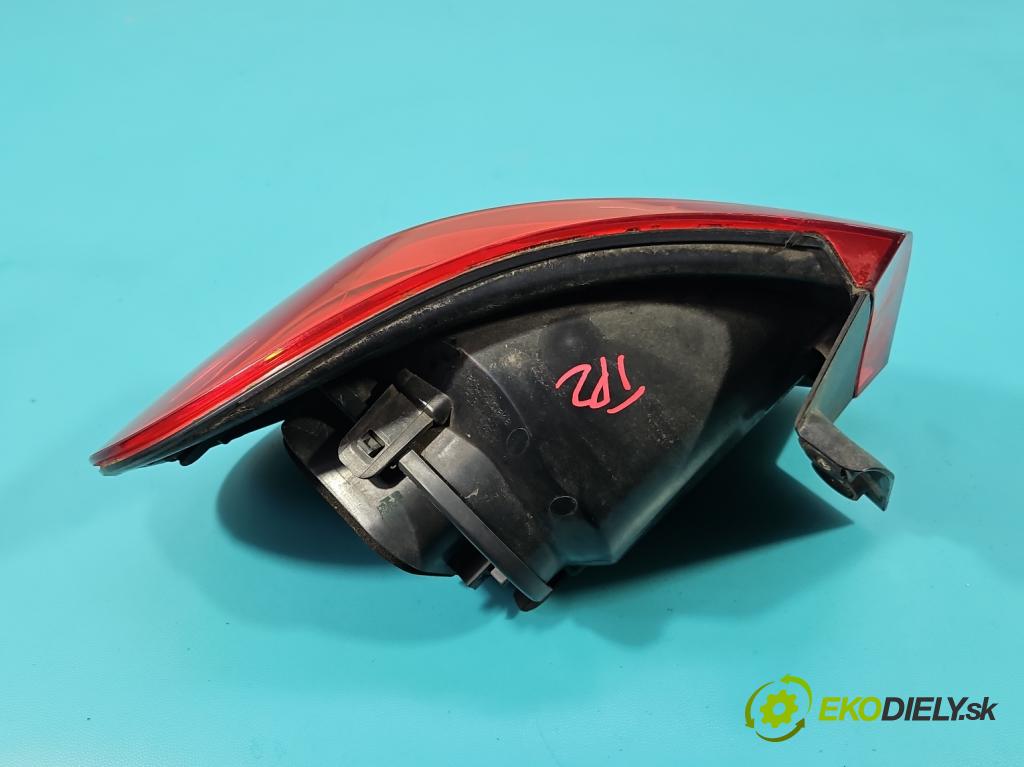 Vw Tiguan I 2007-2016 1.4 TSI 150 HP manual 110 kW 1390 cm3 5- svetlo / reflektor zadné pravé 5N0945096H (Kľučka dverí ostatné)