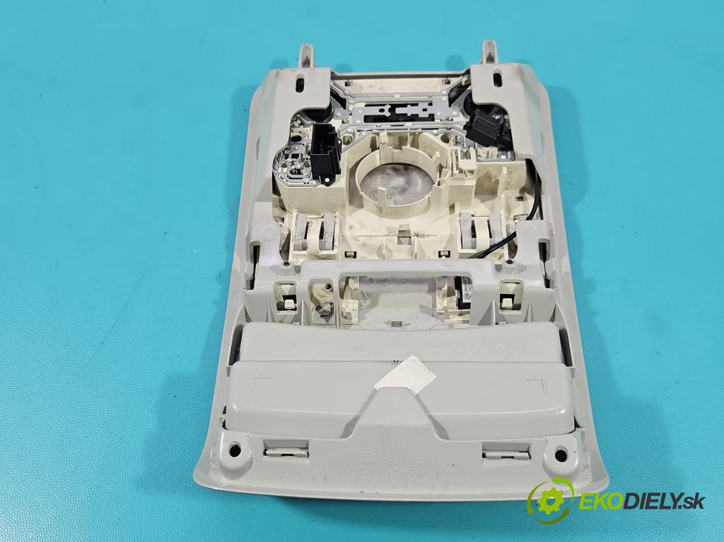 Vw Tiguan I 2007-2016 1.4 TSI 150 HP manual 110 kW 1390 cm3 5- svetlo / reflektor interiéra 1K0867489E