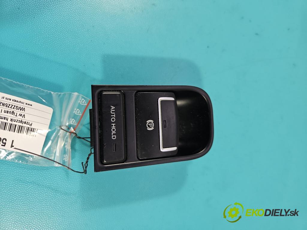 Vw Tiguan I 2007-2016 1.4 TSI 150 HP manual 110 kW 1390 cm3 5- prepínač brzda: ručný 5N0927225A (Prepínacie páčky pod volantom)