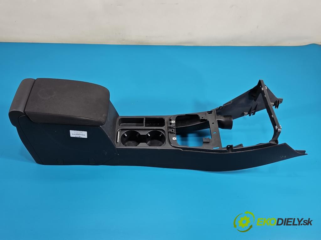 Vw Tiguan I 2007-2016 1.4 TSI 150 hp manual 110 kW 1390 cm3 5- loketní opěrka 5N0862535 (Loketní opěrka)