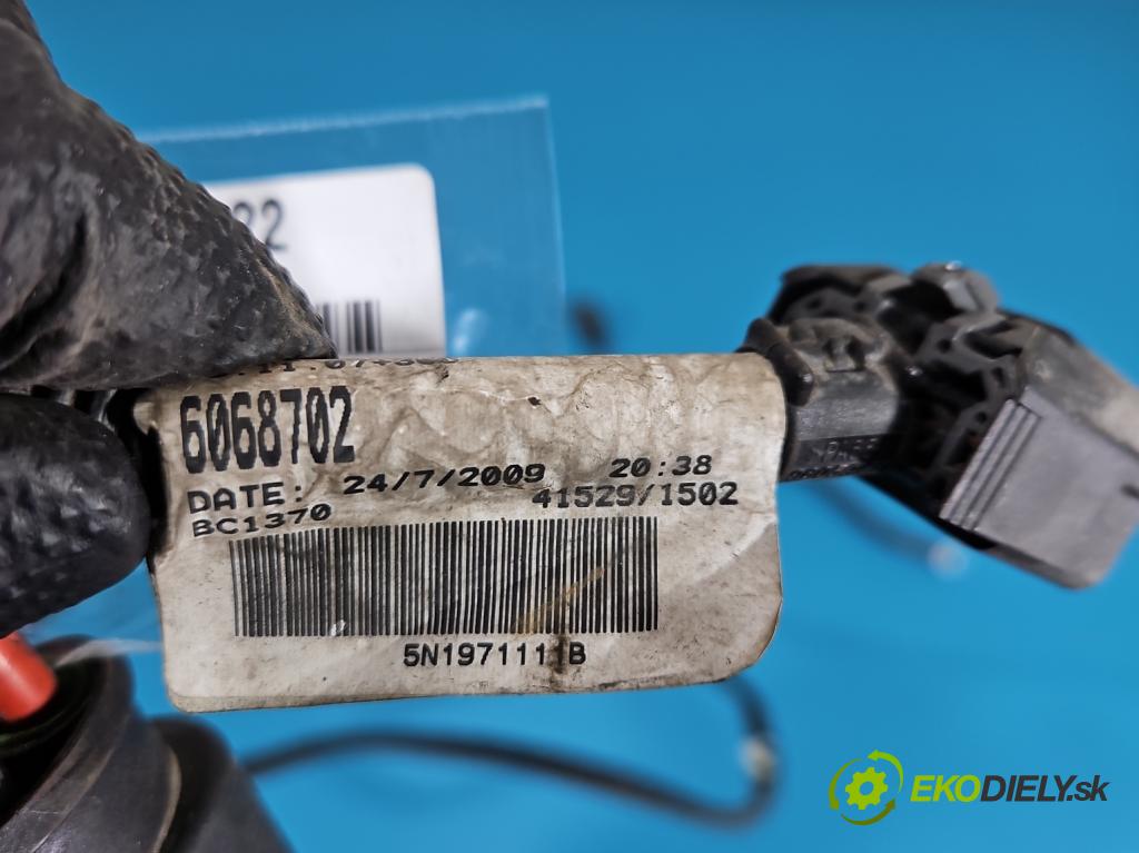 Vw Tiguan I 2007-2016 1.4 TSI 150 hp manual 110 kW 1390 cm3 5- Balíček: řízení manažerské 5N1971111B