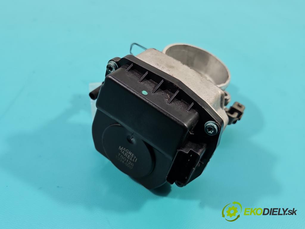 Peugeot 407 2.0 16V 136 HP manual 100 kW 1997 cm3 4- klapka  (Škrtiaca klapka)