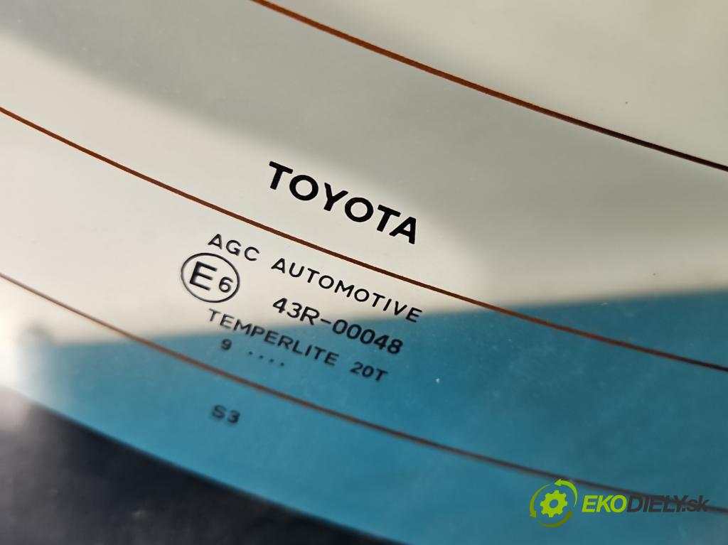 Toyota Corolla E21 2019- 1.8 16V 98 HP automatic 72 kW 1798 cm3 4- sklo zadná  (Sklo zadné)
