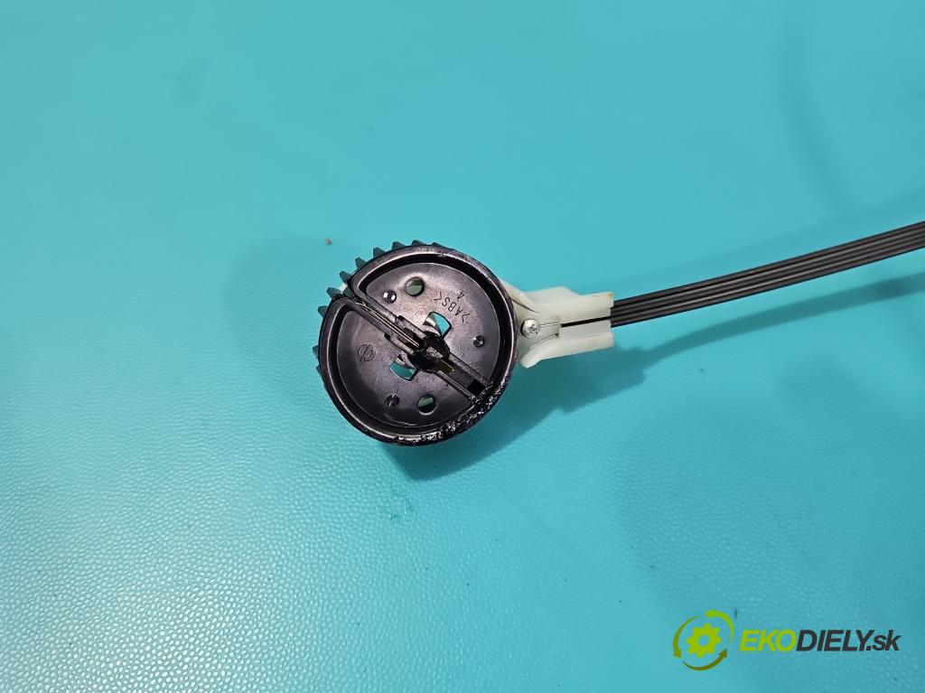 Toyota Verso 2009-2018 1.8 16V 147 HP automatic 108 kW 1798 cm3 5- panel kúrenia 55420-0F020