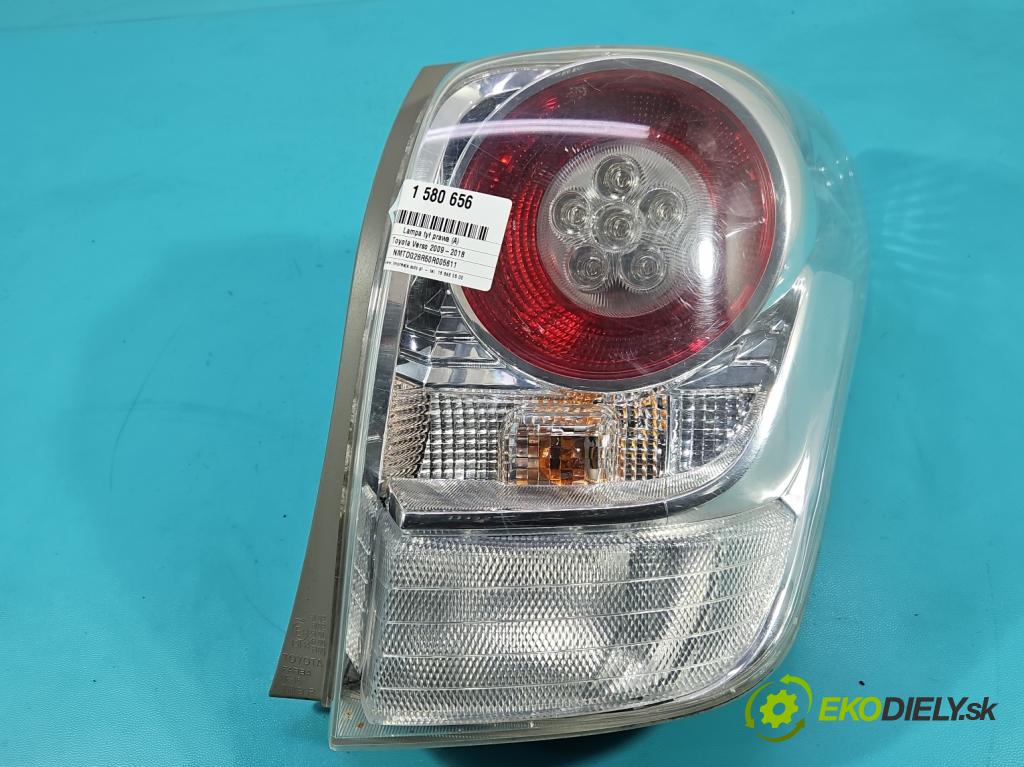 Toyota Verso 2009-2018 1.8 16V 147 HP automatic 108 kW 1798 cm3 5- svetlo / reflektor zadné pravé  (Kľučka dverí ostatné)
