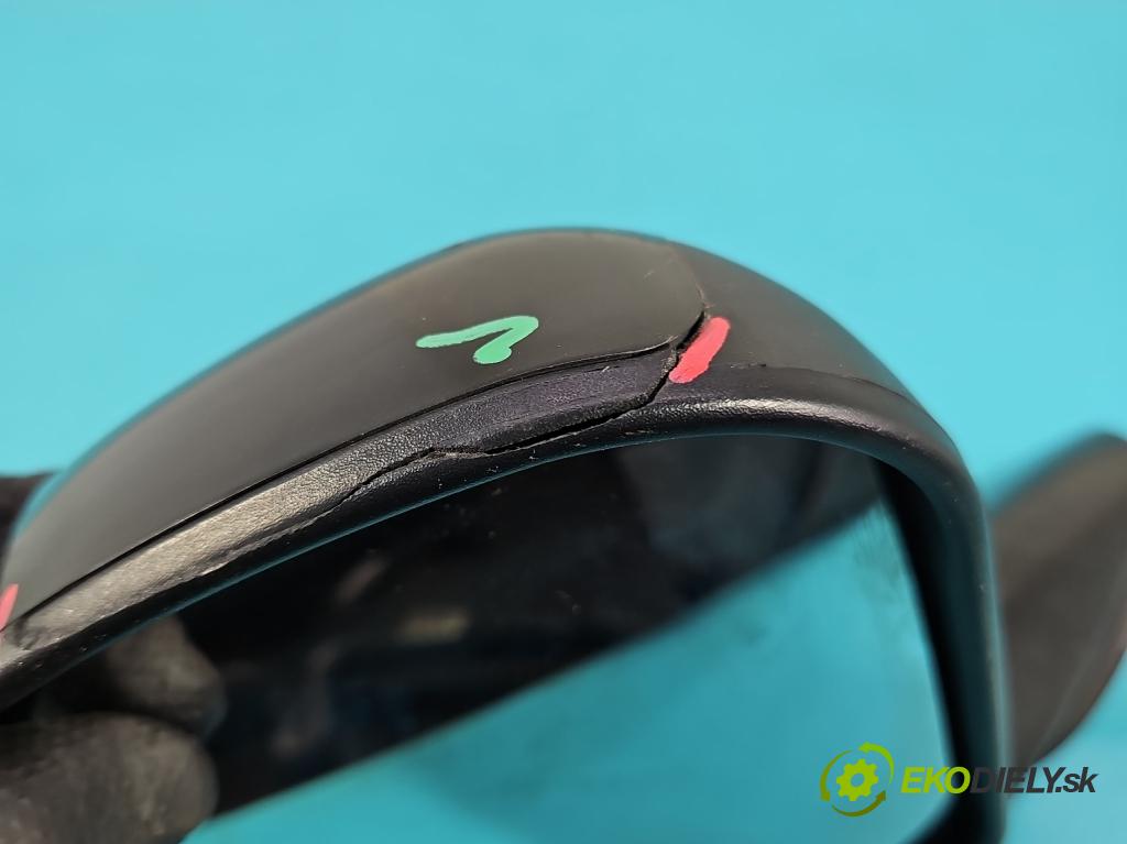 Toyota Verso 2009-2018 1.8 16V 147 HP automatic 108 kW 1798 cm3 5- zrkadlo pravé  (Kľučka dverí ostatné)