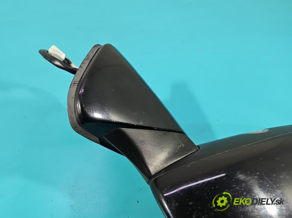 Toyota Verso 2009-2018 1.8 16V 147 HP automatic 108 kW 1798 cm3 5- zrkadlo pravé  (Kľučka dverí ostatné)