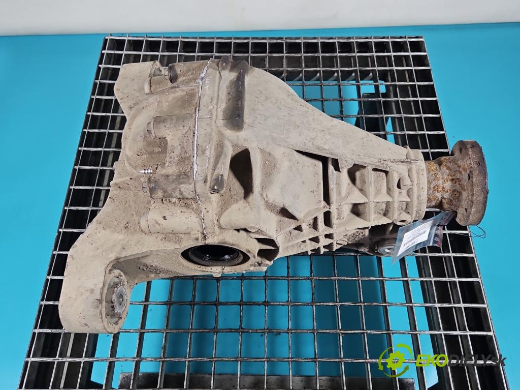 Porsche Cayenne I 2002-2010 4.5 V8 340KM: automatic 250 kW 4511 cm3 5- Most: zadní: HUC