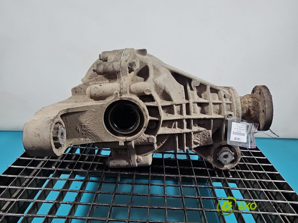 Porsche Cayenne I 2002-2010 4.5 V8 340KM: automatic 250 kW 4511 cm3 5- Most: zadní: HUC